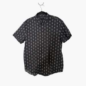 John Varvatos USA Skull Top Hat Print Short Sleeve Shirt Size L